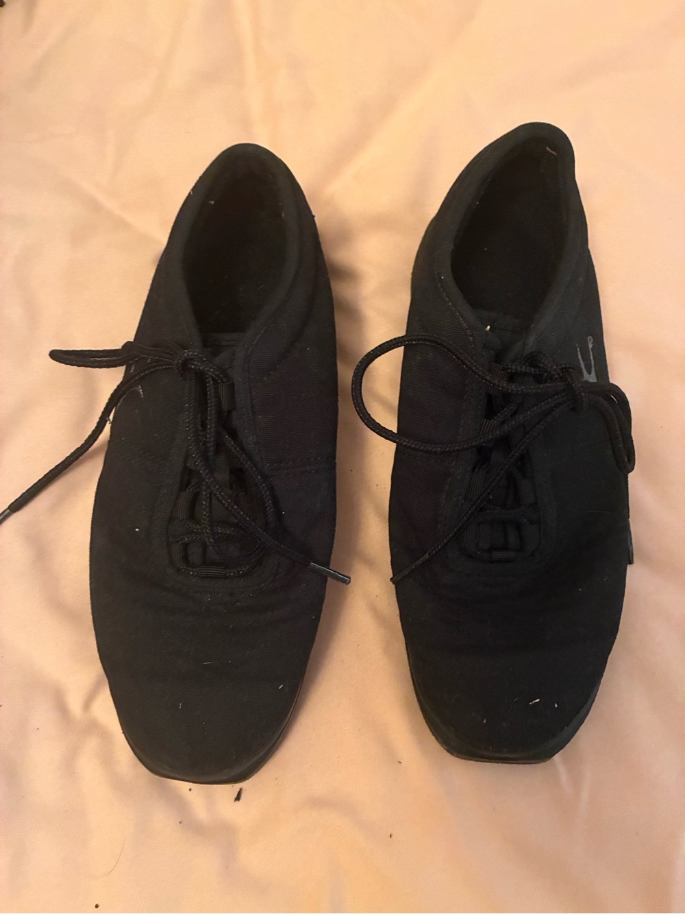 Great condition Capezio dance sneakers